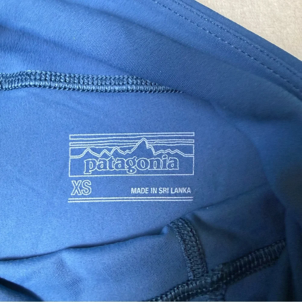 Patagonia Deep Blue Women's High-Rise Bike Shorts with Side Pockets - Picture 3 of 7